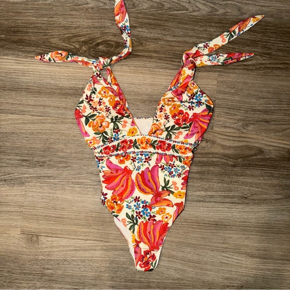 FARM RIO Spring Bananas One-Piece Swimsuit Women’s Size Small - Picture 3 of 6